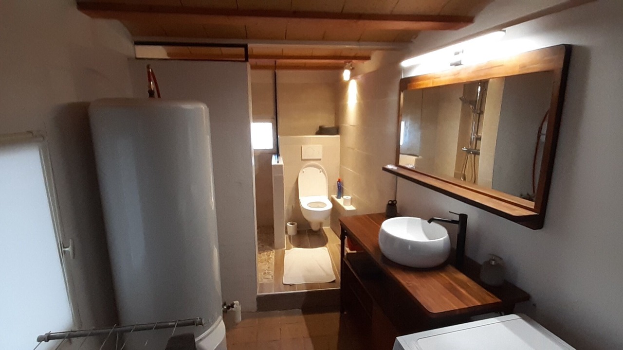 Photo of Bathroom in Saint-Chinian