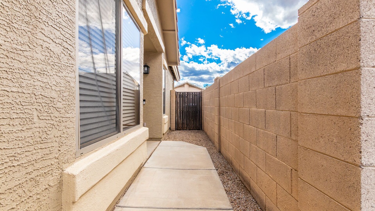 Photo of Outdoor in Canyon Trails