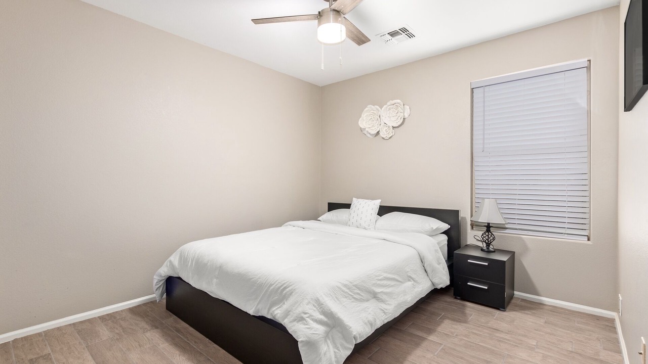 Photo of Bedroom in Canyon Trails