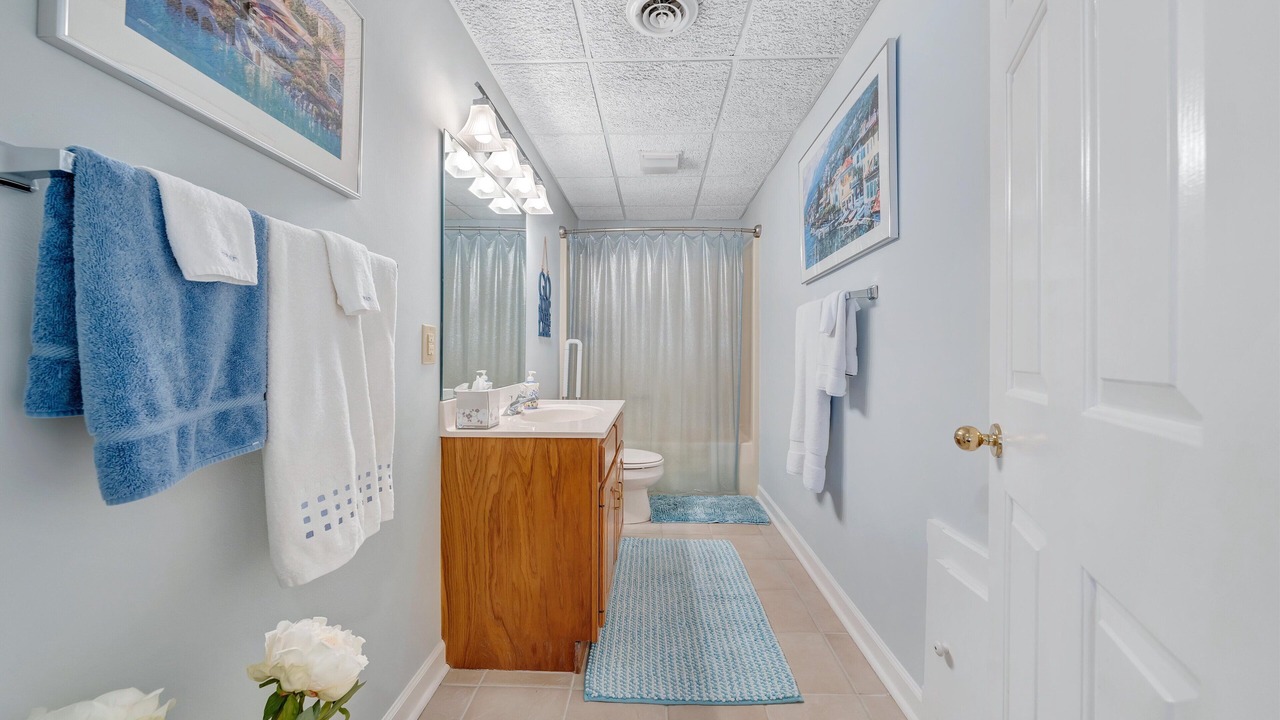 Photo of Bathroom in Huddleston