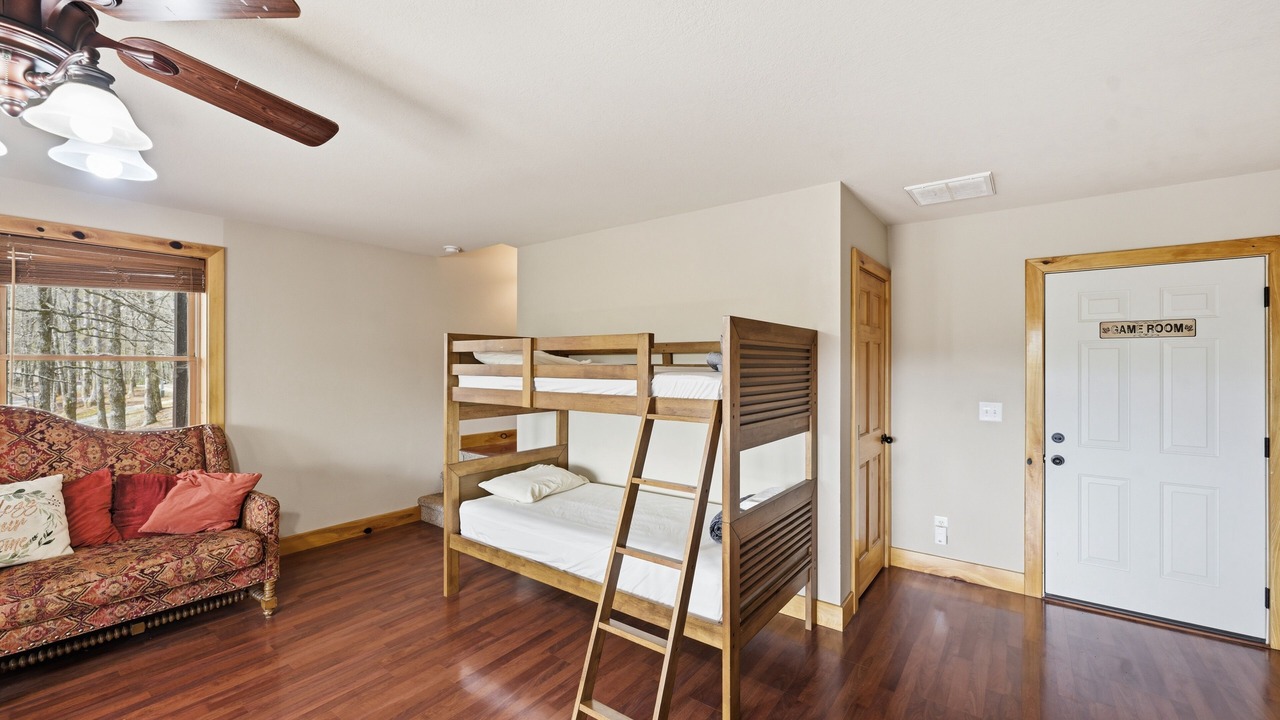 Photo of Bedroom in Murphy