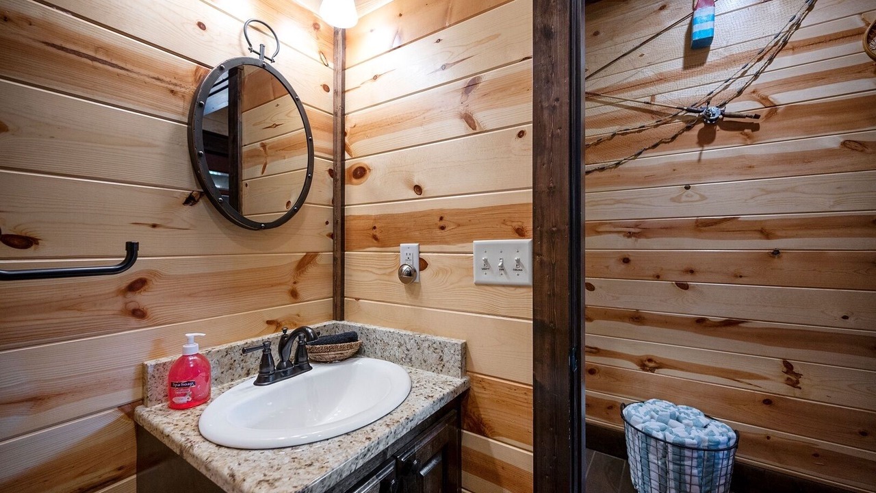 Photo of Bathroom in Hochatown