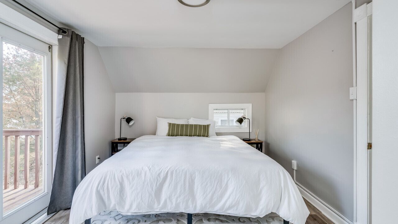 Photo of Bedroom in Dexter