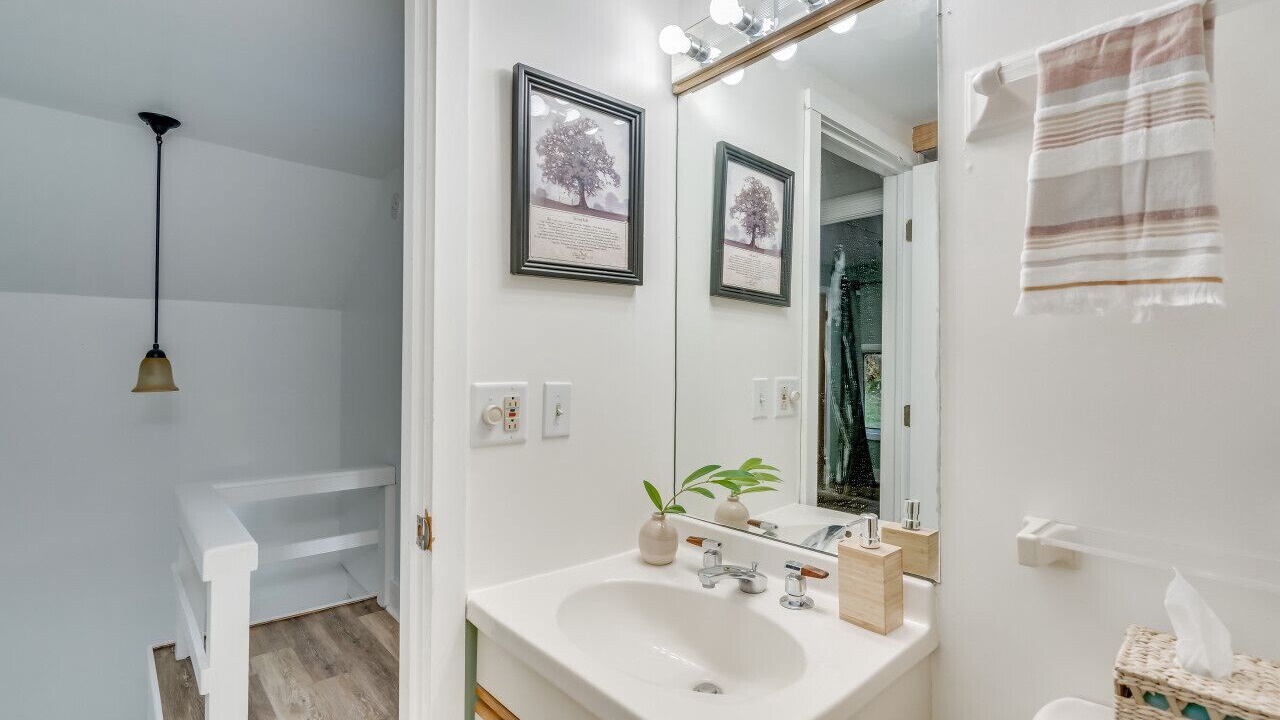 Photo of Bathroom in Dexter