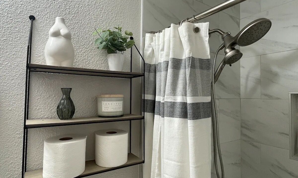 Photo of Bathroom in Green Valley North