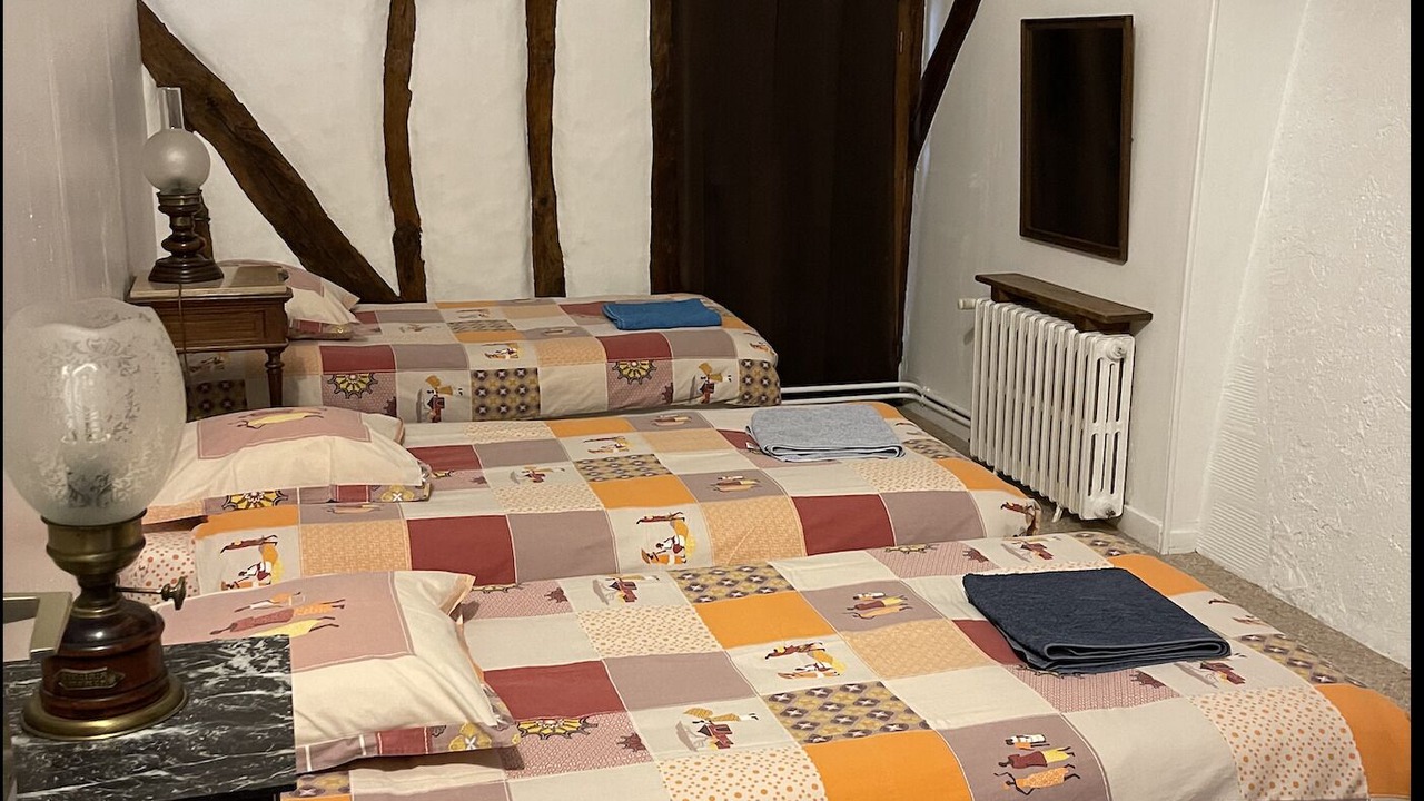 Photo of Bedroom in Chevigny-en-Valiere