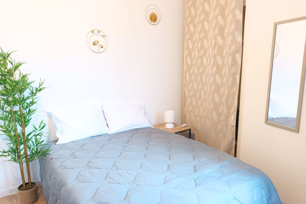 Photo of Bedroom in Saint-Amand-sur-Sevre