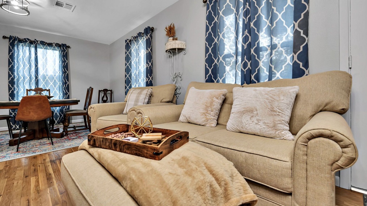 Photo of Livingroom in Waco
