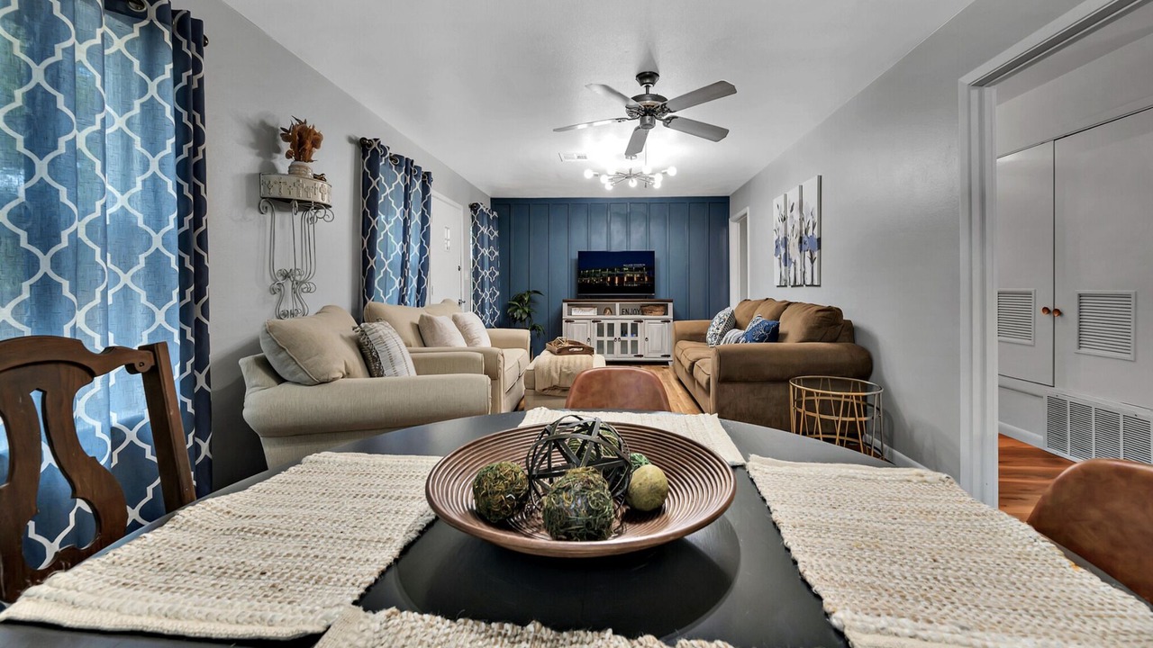 Photo of Livingroom in Waco