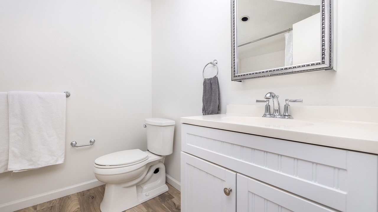 Photo of Bathroom in Asylum Hill