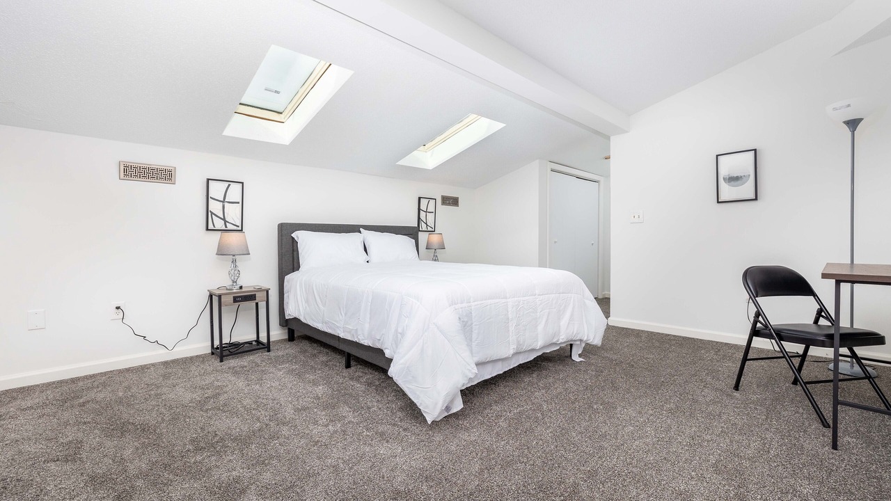 Photo of Bedroom in Asylum Hill