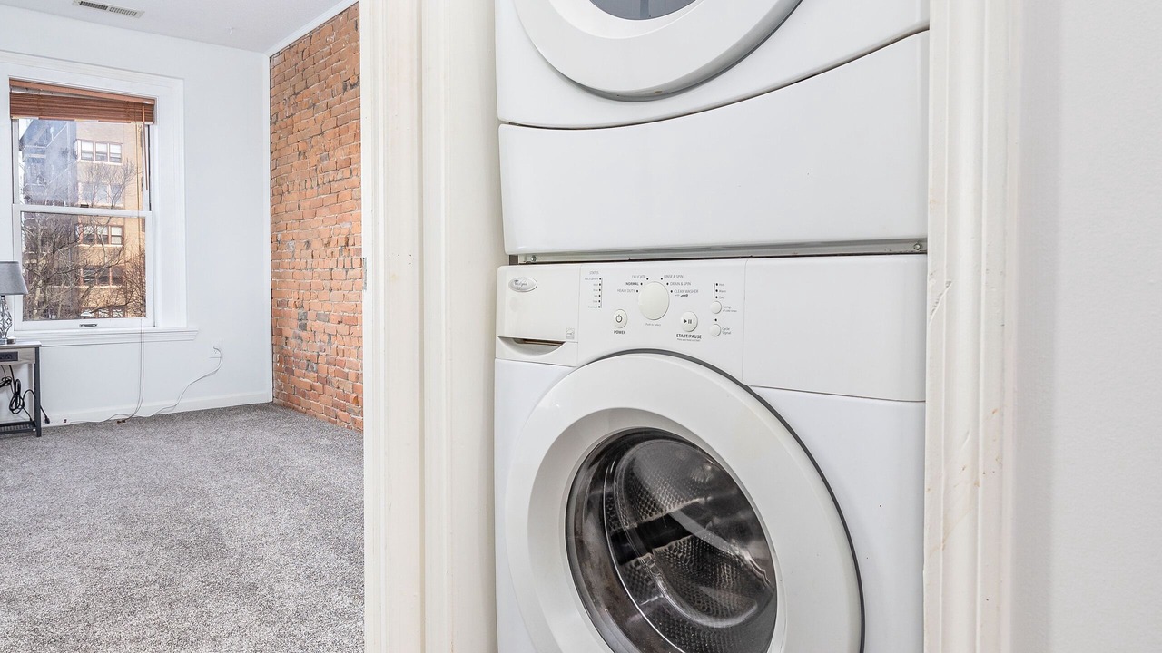 Photo of Others in Asylum Hill