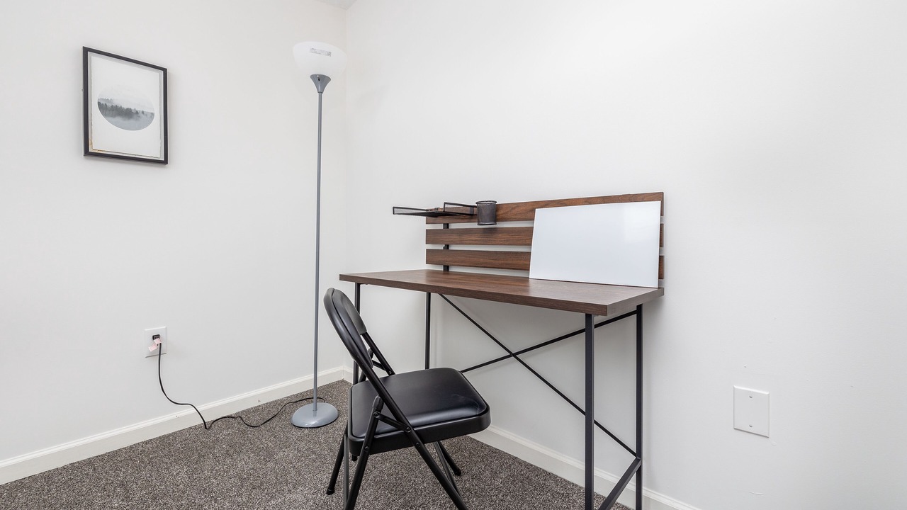 Photo of Others in Asylum Hill