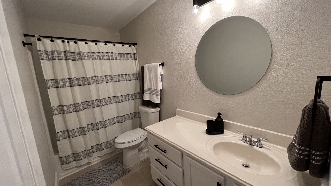 Photo of Bathroom in Far North Central