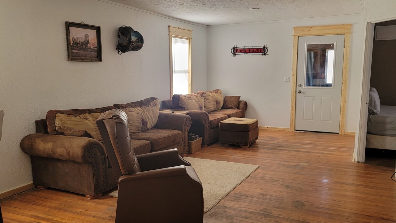 Photo of Livingroom in Coldwater