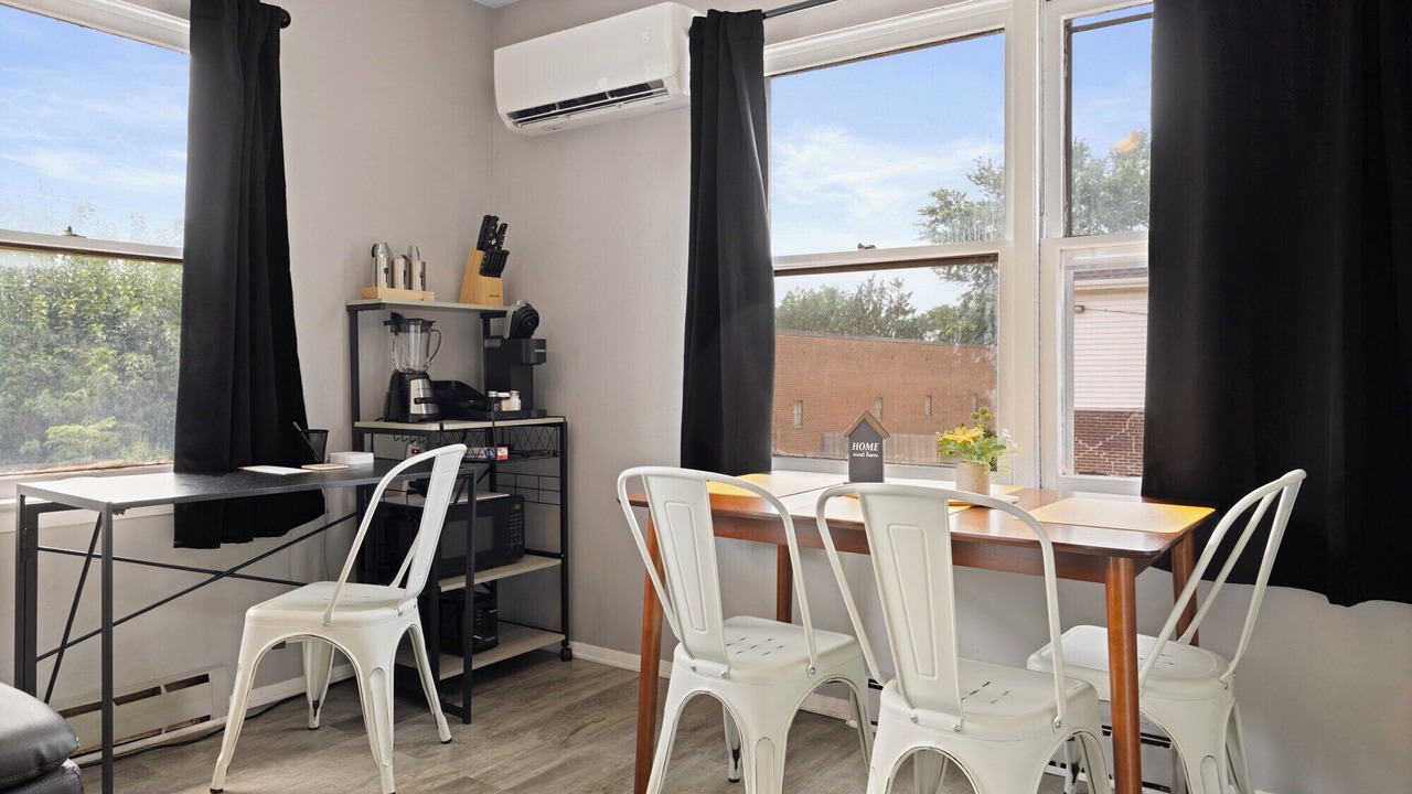 Photo of Others in Aurora