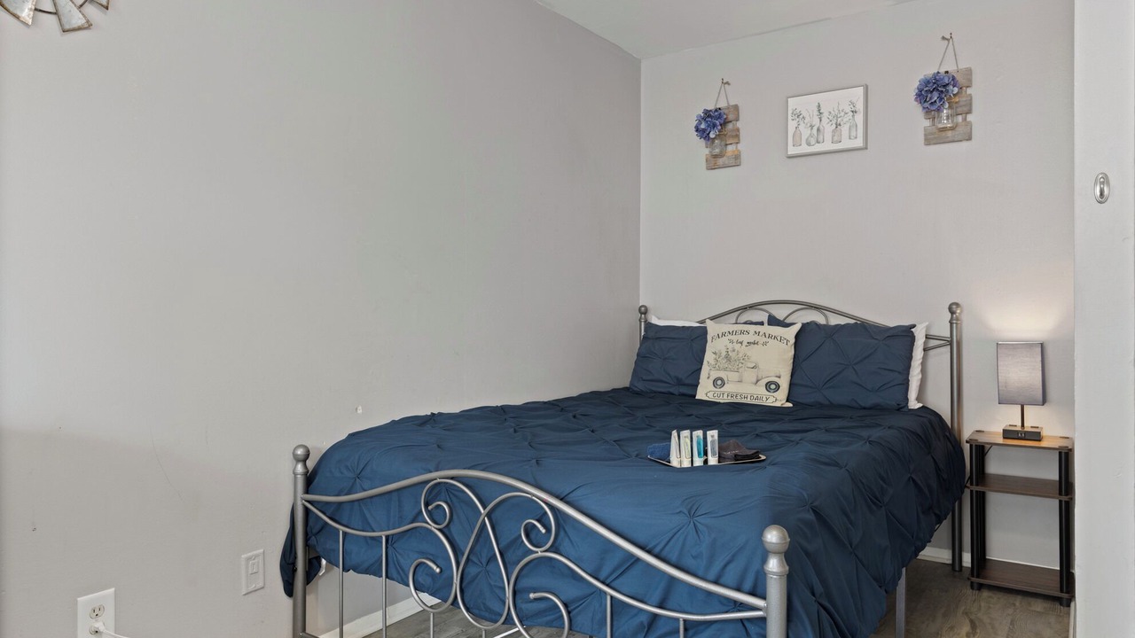 Photo of Bedroom in Aurora