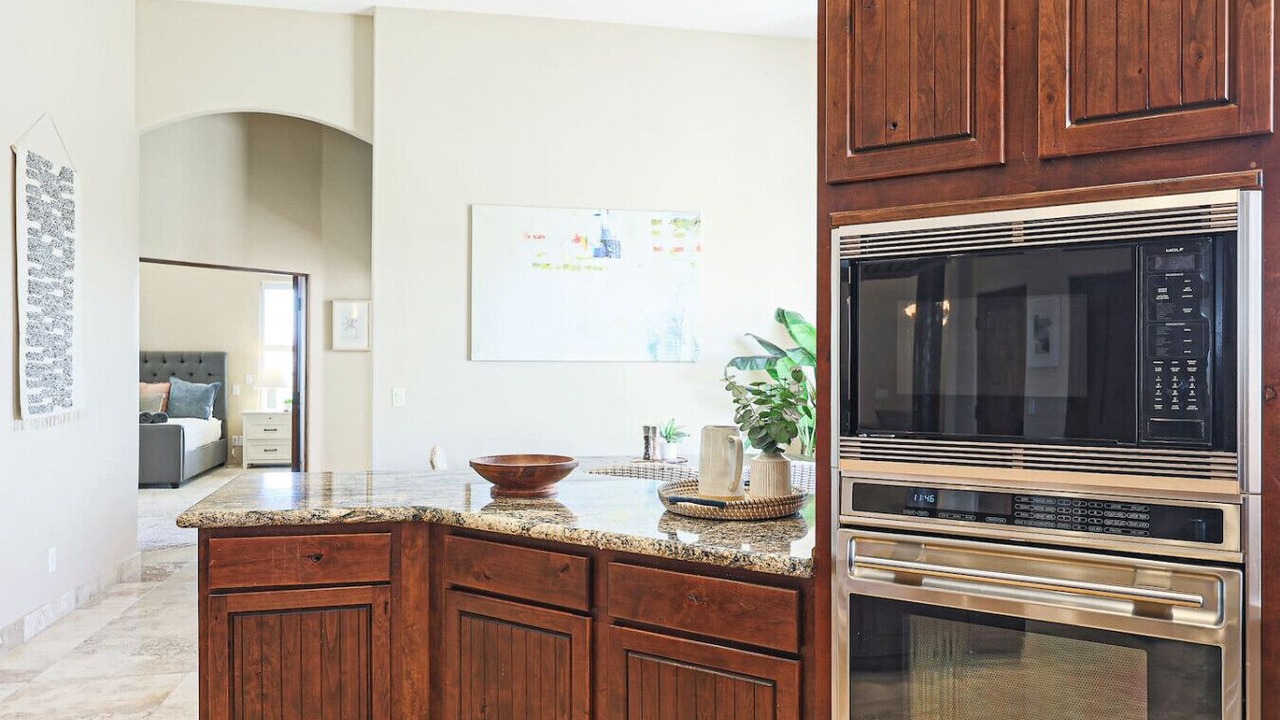 Photo of Kitchen in Rio Verde Foothills