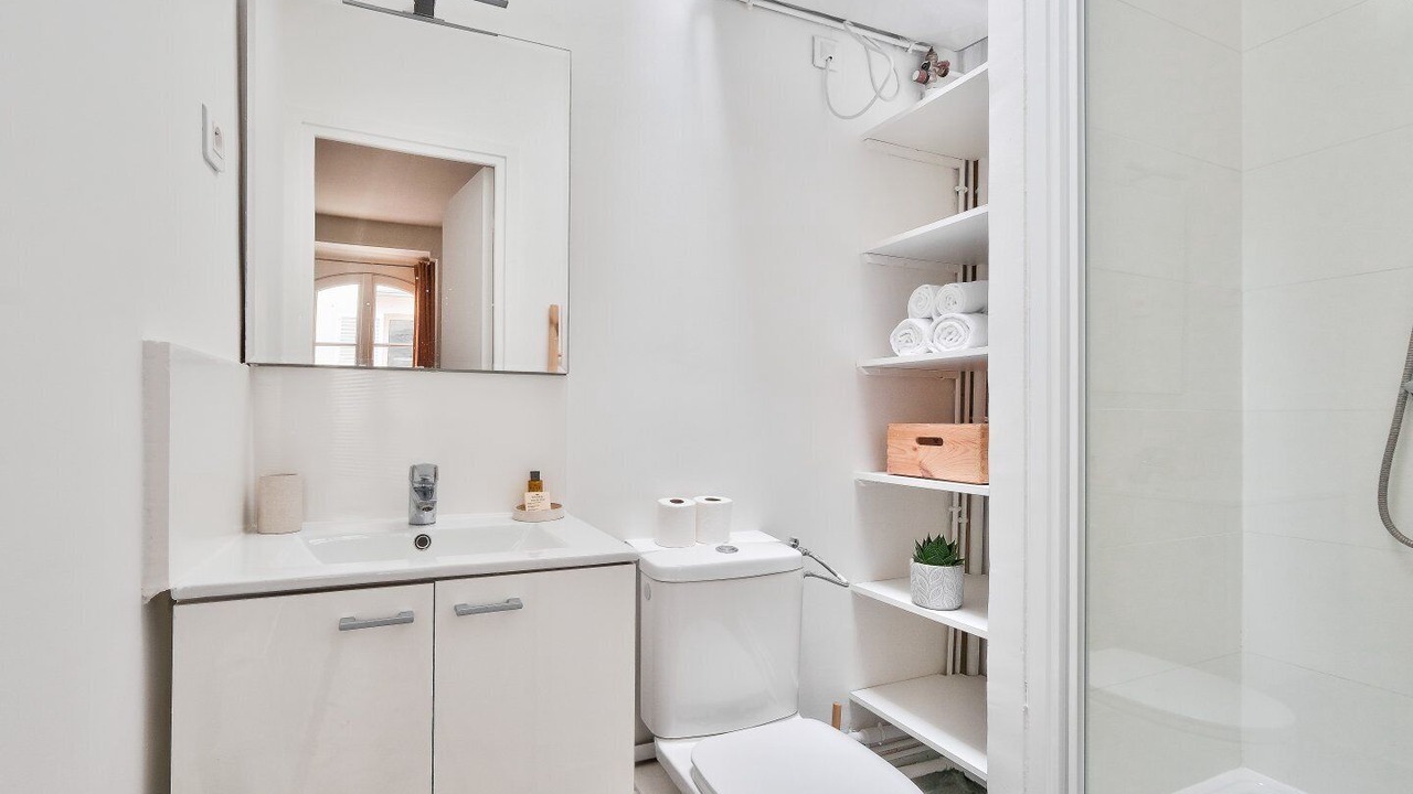 Photo of Bathroom in Arsenal