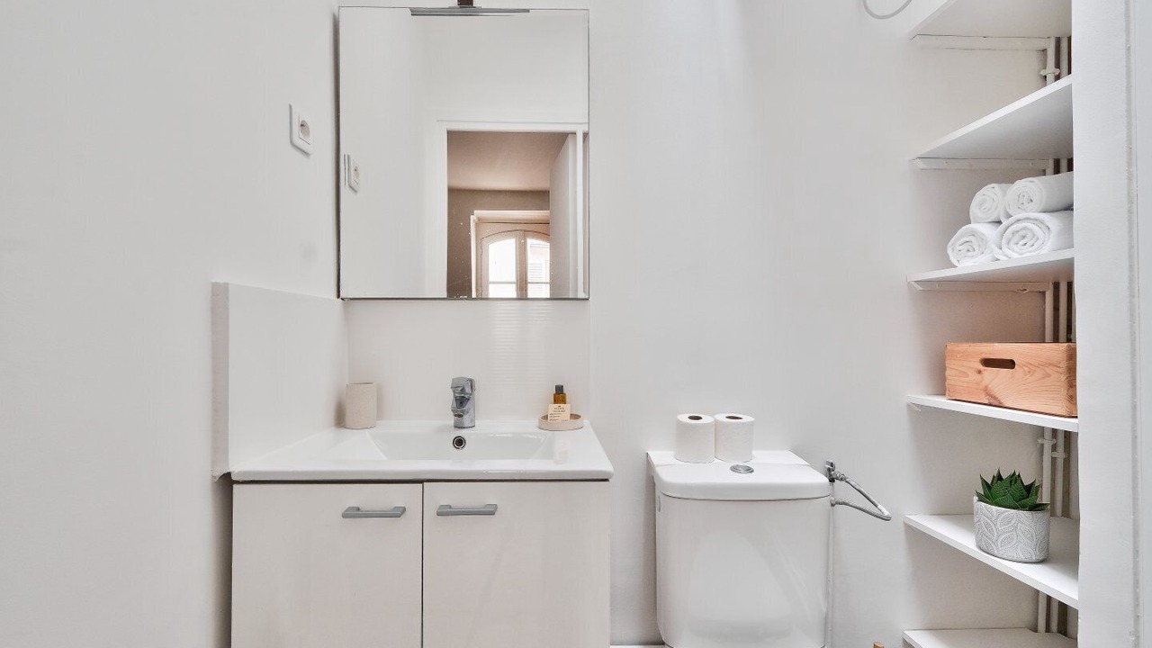 Photo of Bathroom in Arsenal