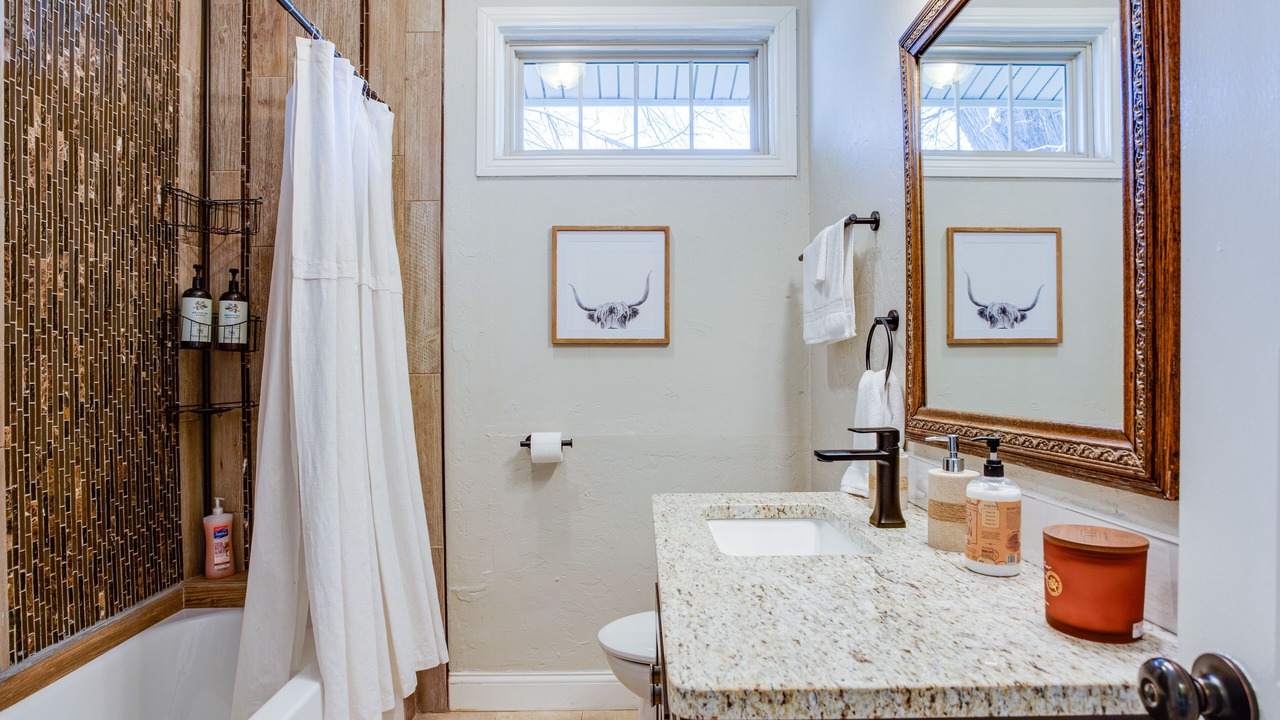 Photo of Bathroom in Lawton