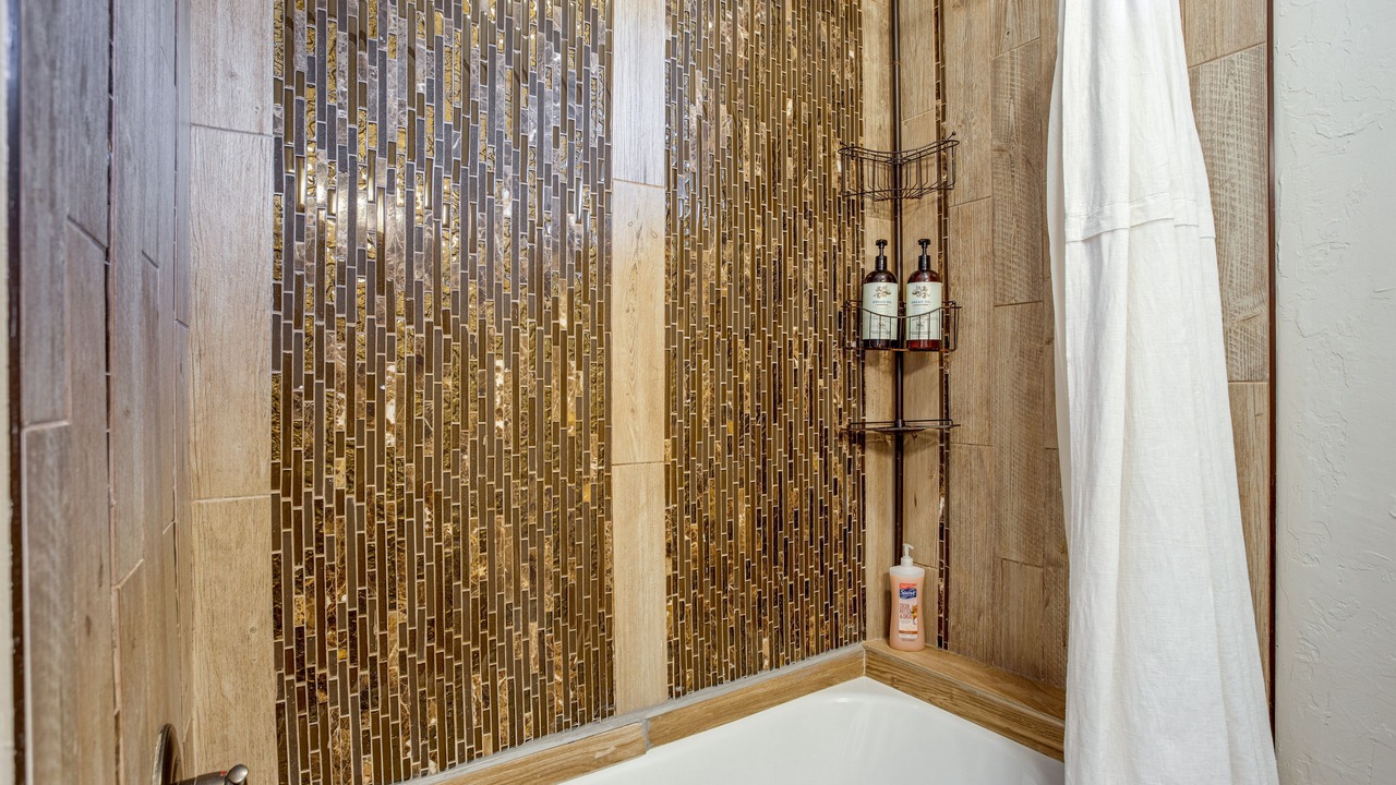 Photo of Bathroom in Lawton