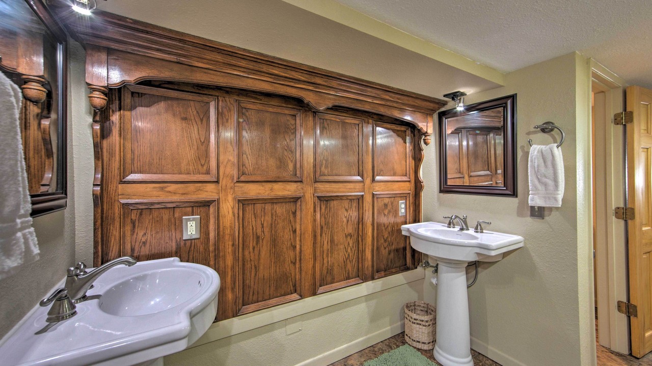 Photo of Bathroom in Marshall