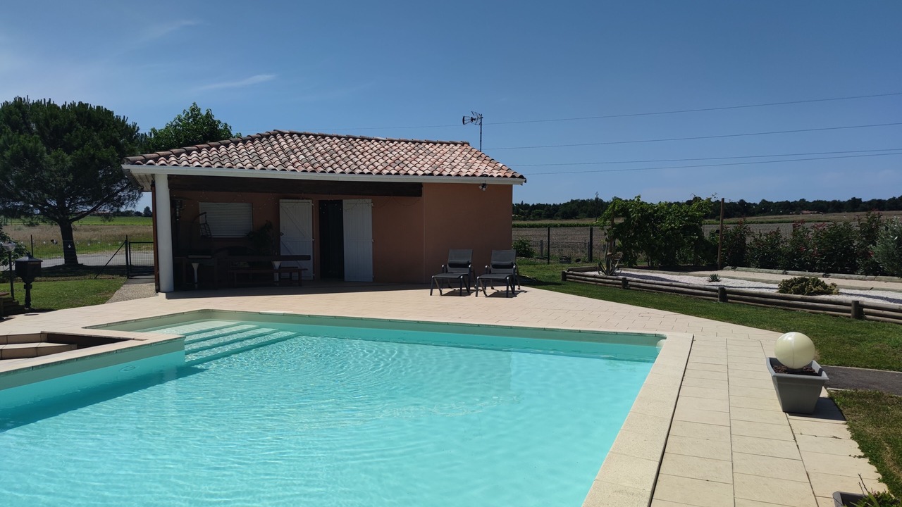 Photo of Outdoor in Campsas