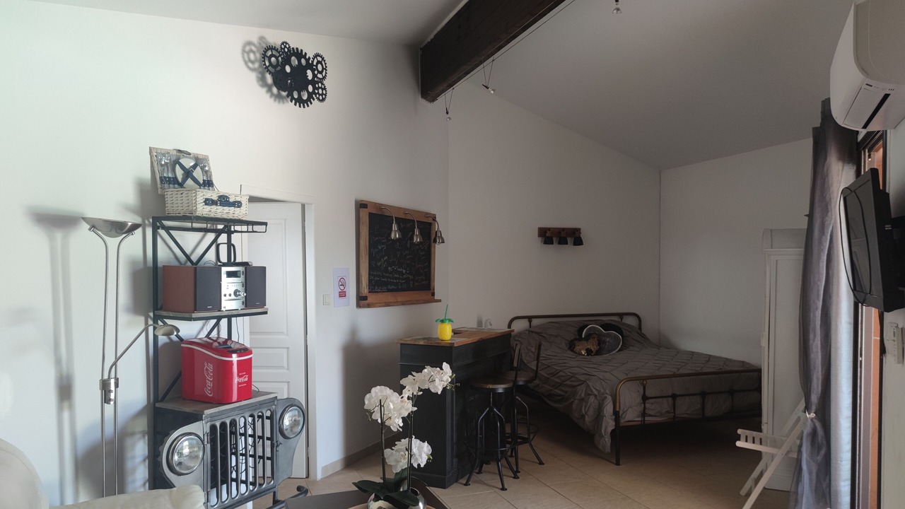Photo of Bedroom in Campsas