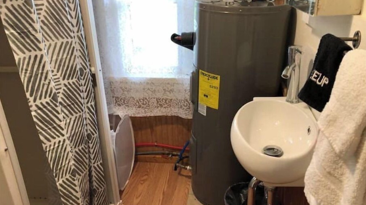 Photo of Bathroom in Manns Choice