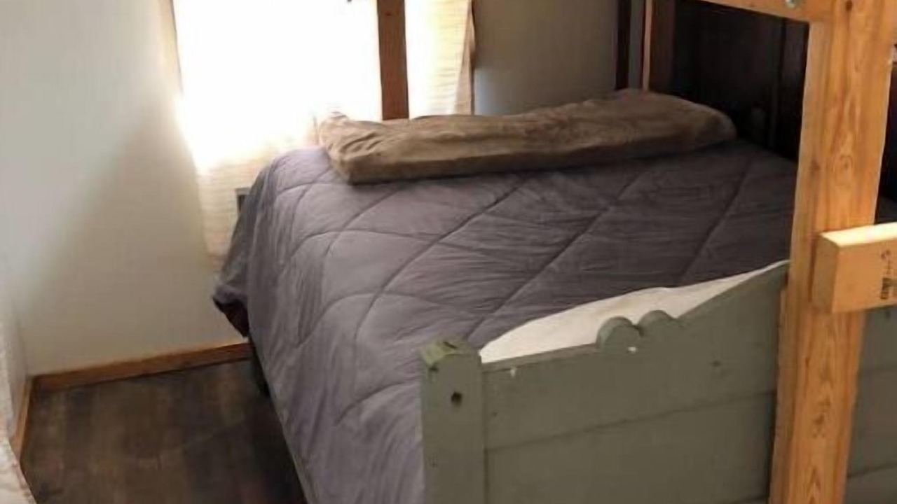 Photo of Bedroom in Manns Choice