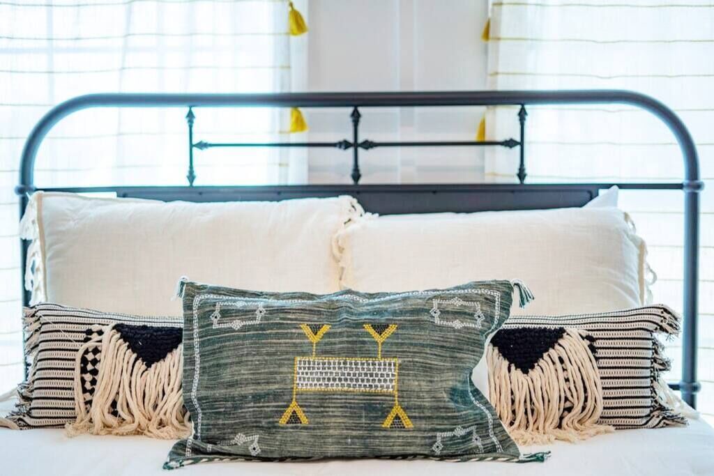 Photo of Bedroom in Stonewall