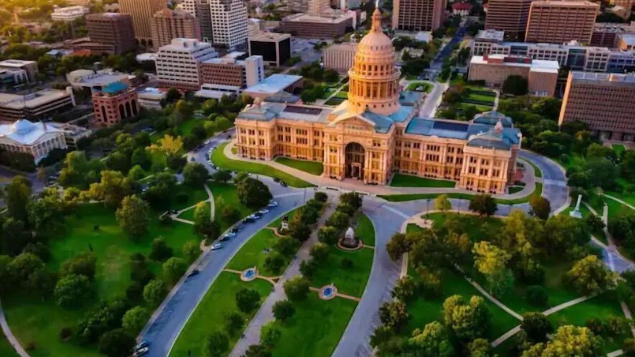 Photo of Outdoor in McNeil