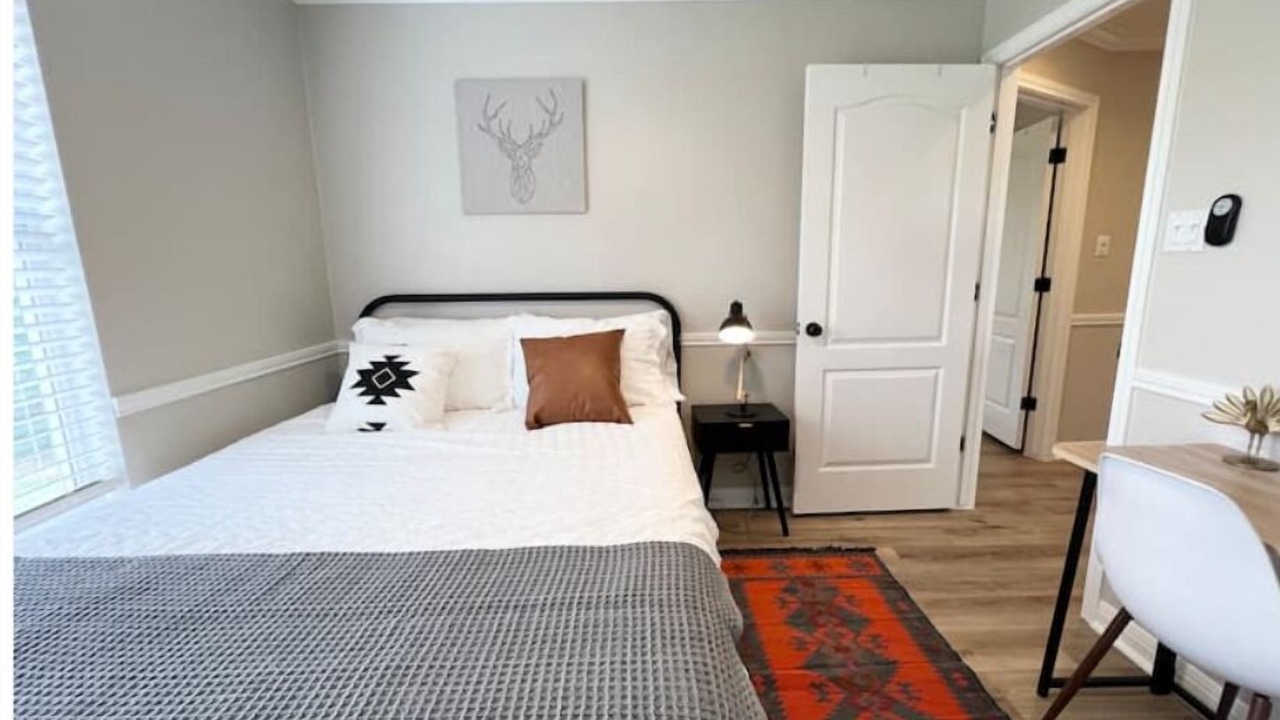 Photo of Bedroom in Bastrop