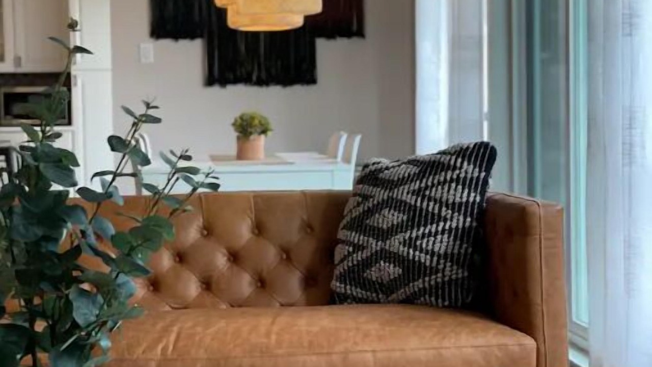 Photo of Livingroom in Indian Oaks