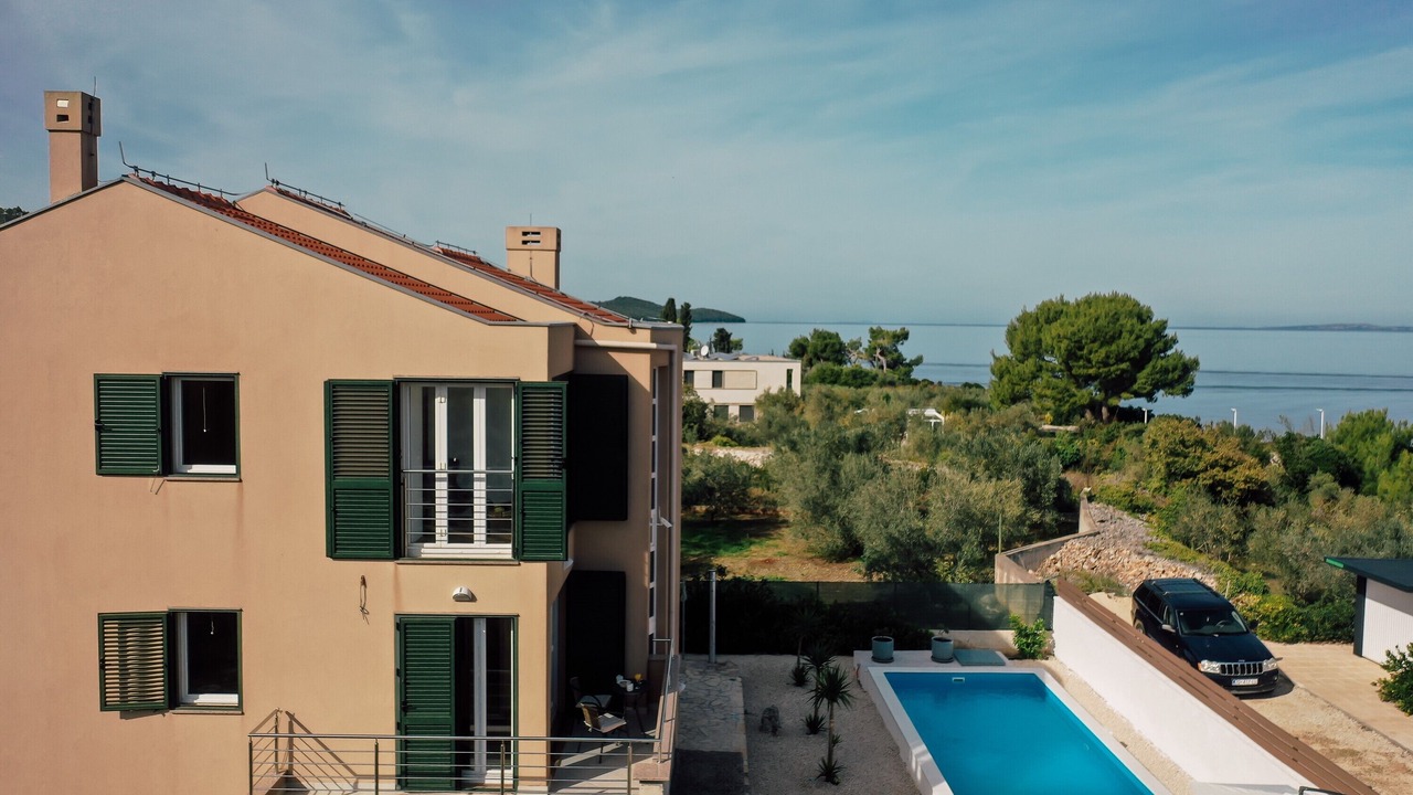 Photo of Outdoor in Sutomiscica