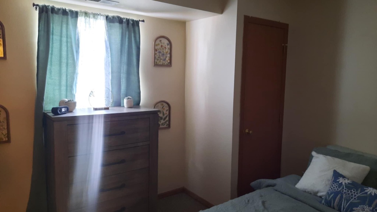 Photo of Bedroom in Huntington