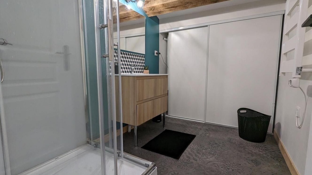 Photo of Bathroom in Saint-Meme-les-Carrieres