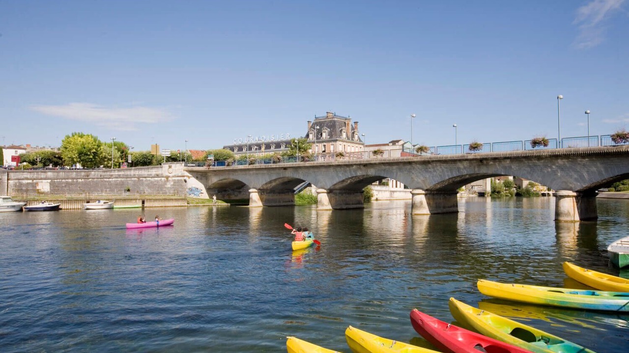 Photo of Others in Saint-Meme-les-Carrieres