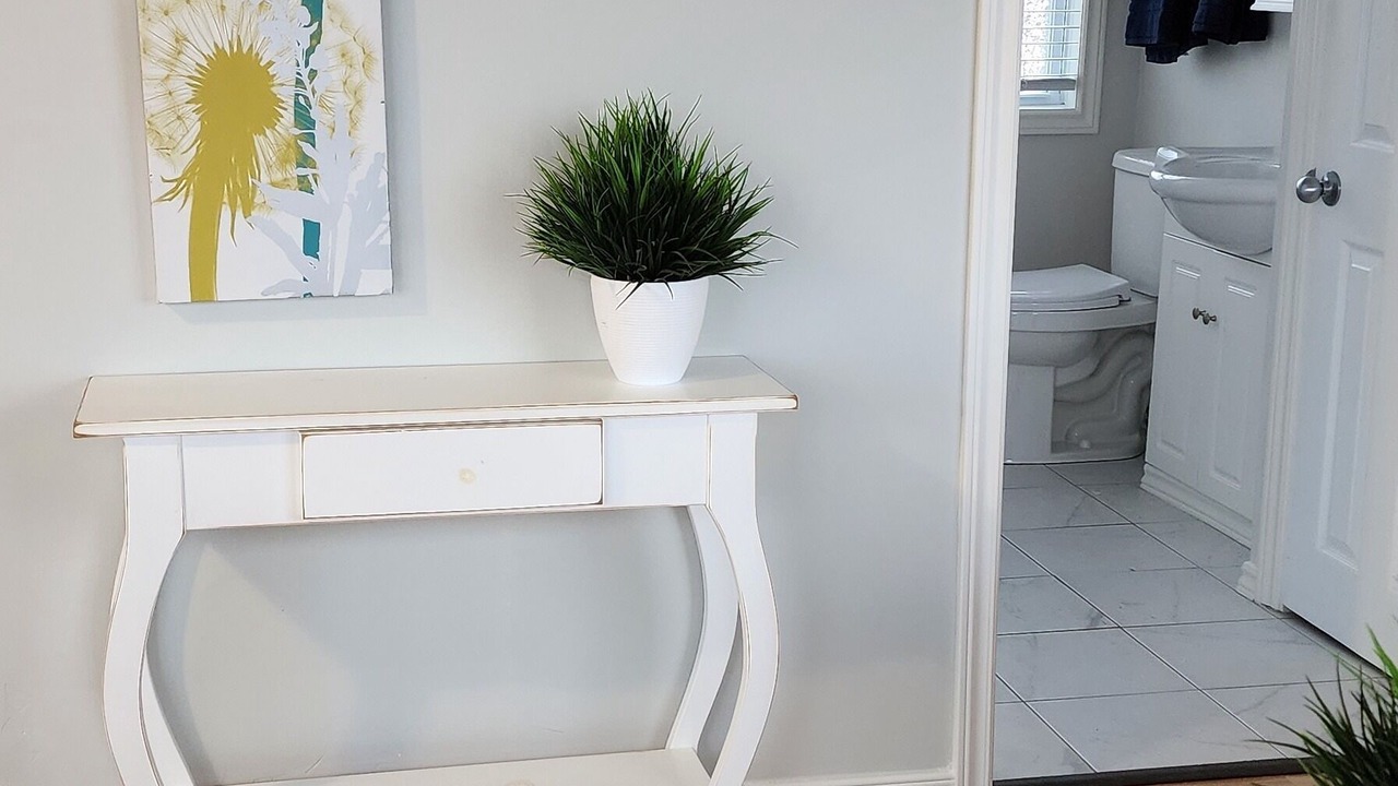 Photo of Others in Cap-Pele