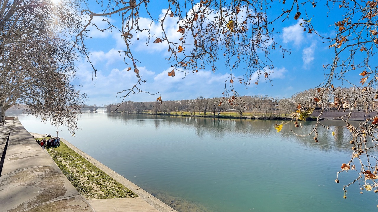 Photo of Outdoor in Carmes