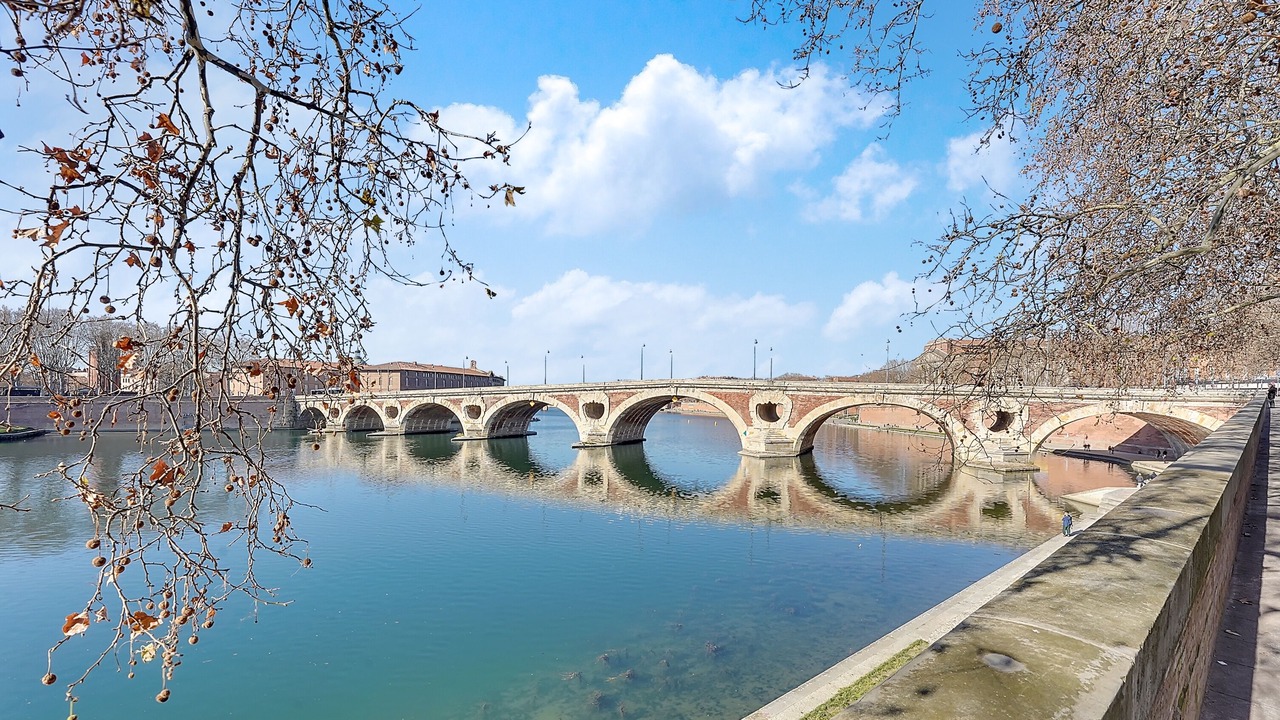 Photo of Outdoor in Carmes