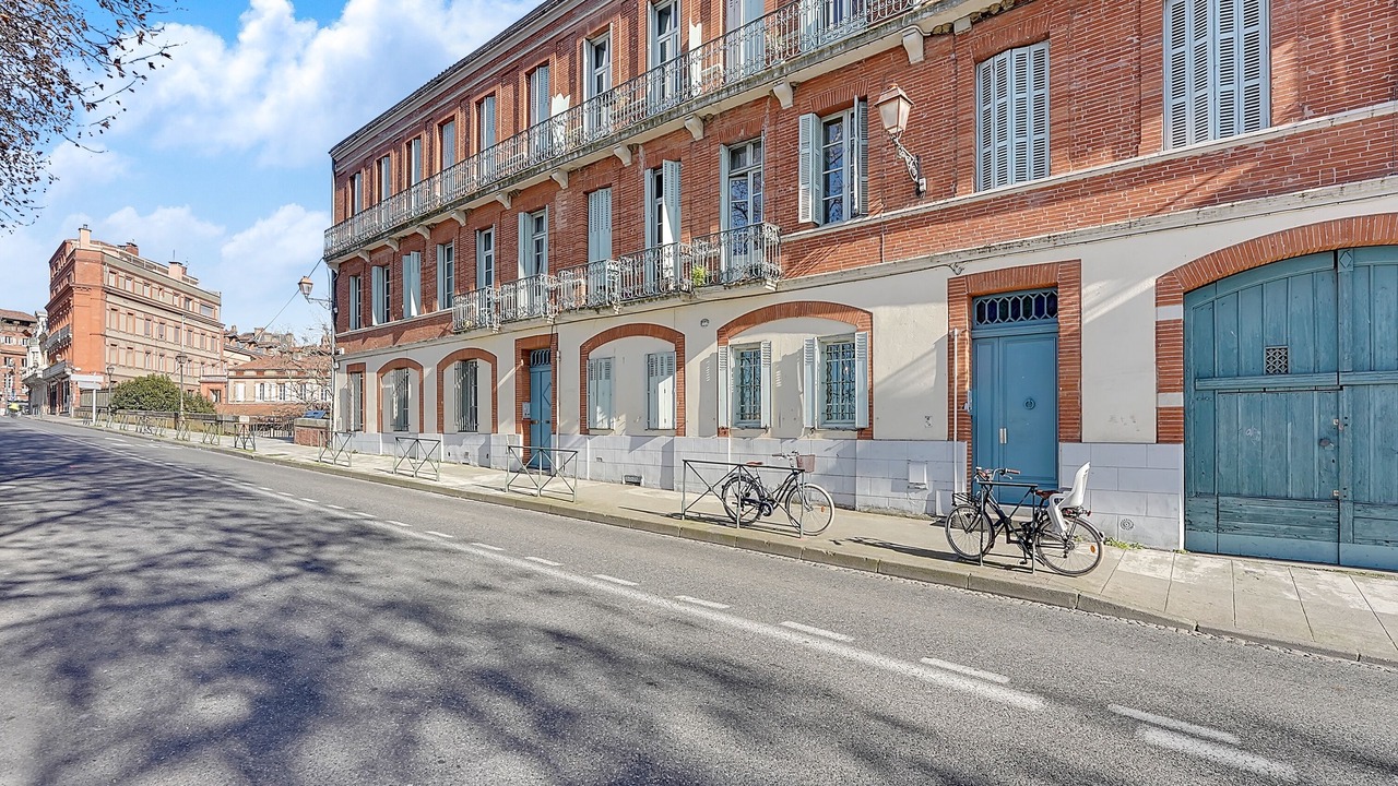 Photo of Outdoor in Carmes