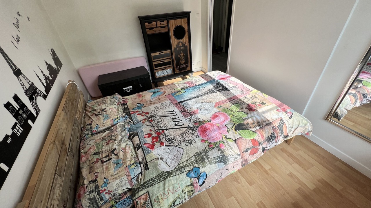 Photo of Bedroom in Le Plessis-Robinson