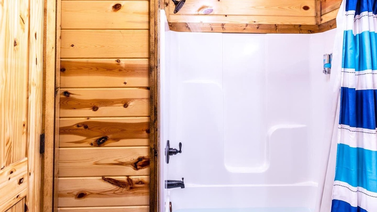 Photo of Bathroom in Hochatown