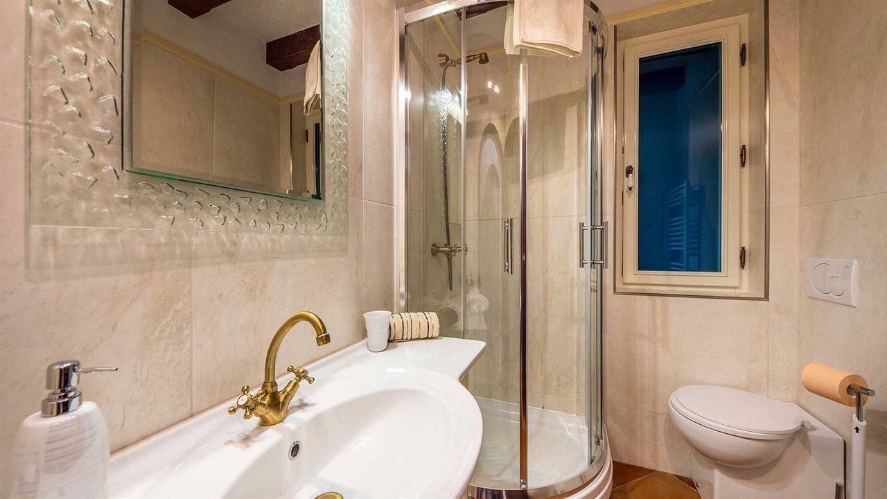 Photo of Bathroom in Obrs