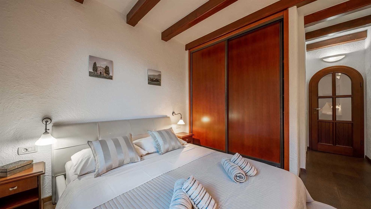 Photo of Bedroom in Obrs