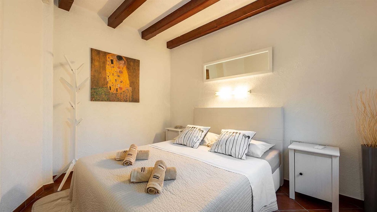 Photo of Bedroom in Obrs