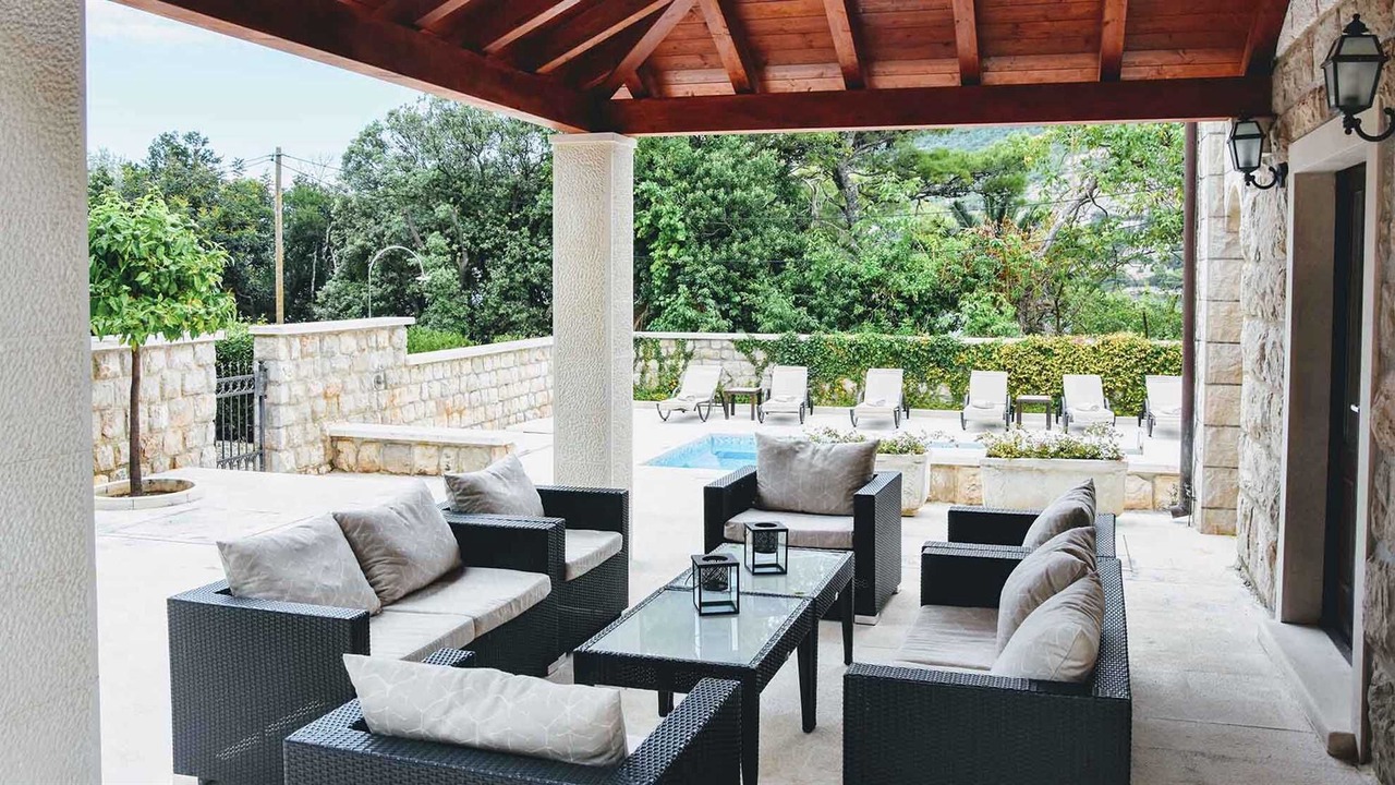 Photo of Patio Balcony in Babin Kuk
