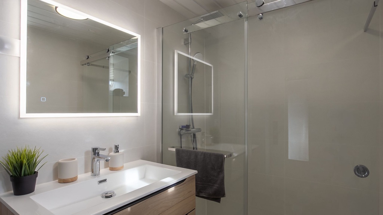 Photo of Bathroom in Plouguerneau